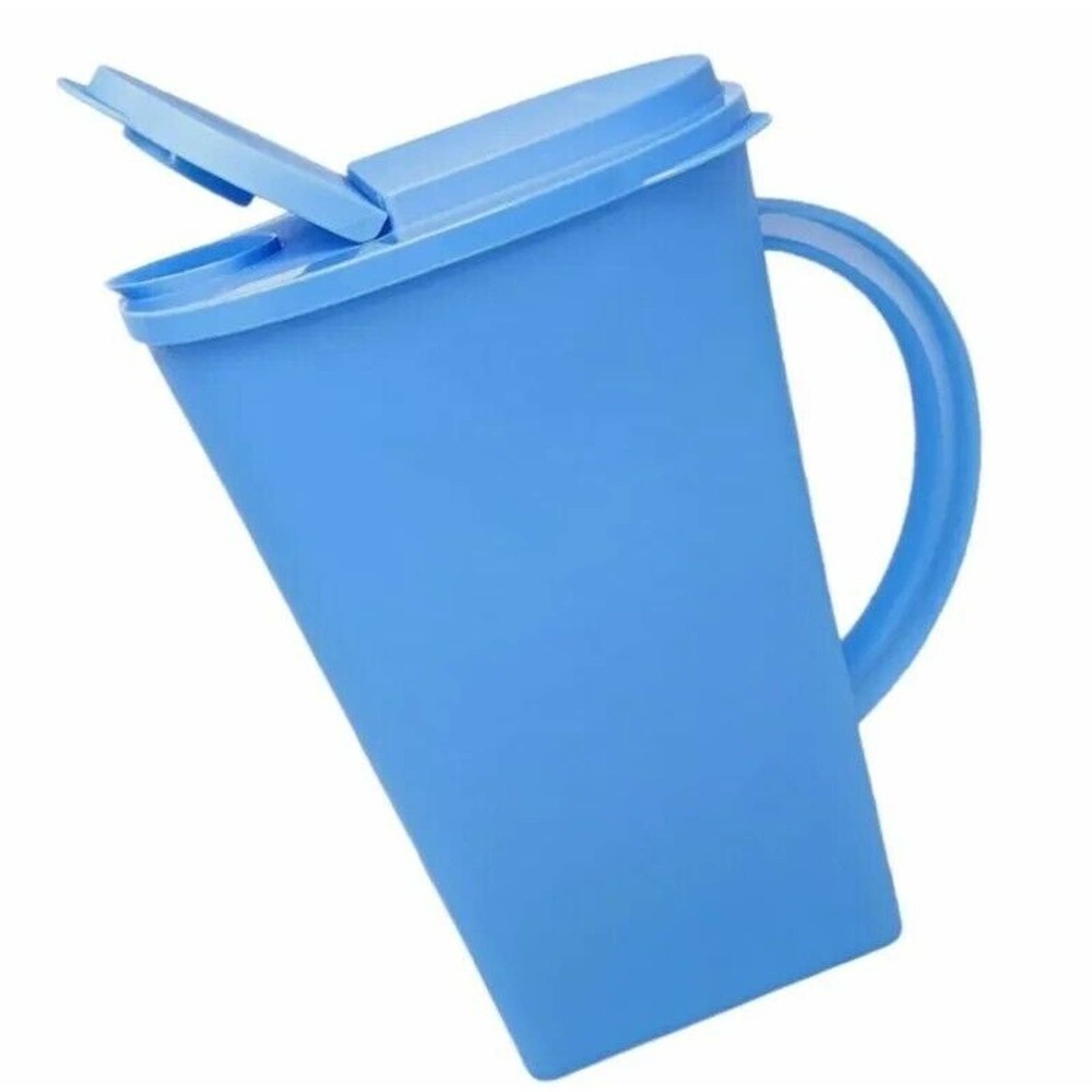 Tupperware Impressions Jumbo 3.75 Qt pitcher New